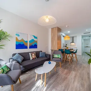 Centre Pool & Parking Appartement